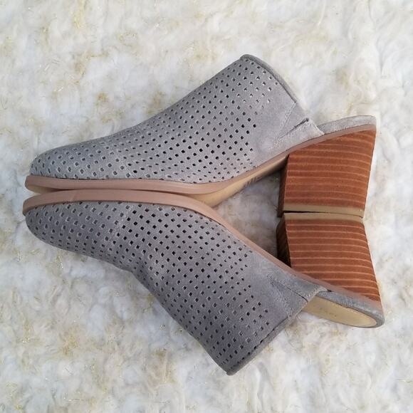 Gray Suede Mule Marc Fisher Ripley Size 7.5 Chunky Heeled Slide Leather - Picture 13 of 13